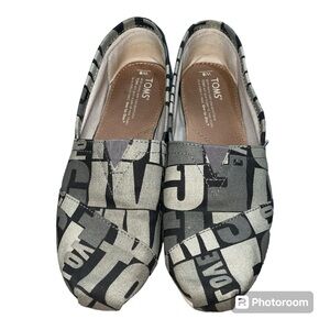 Toms Shoes